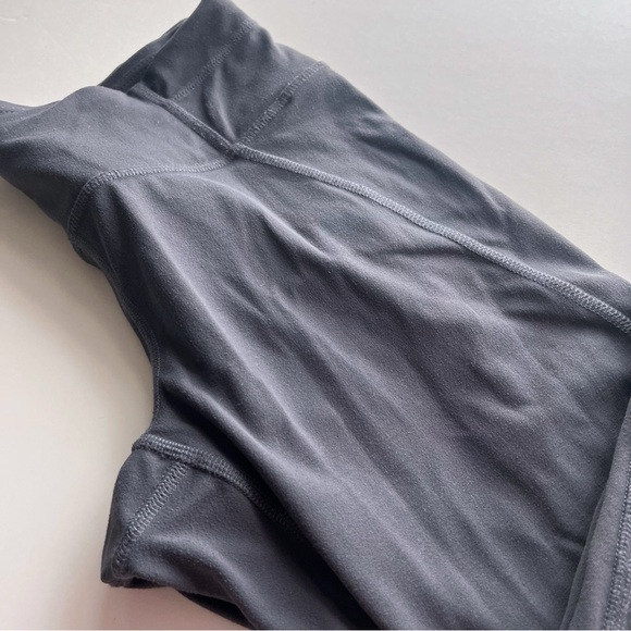 prAna • Grey Momento Yoga Capris Leggings - Picture 3 of 5